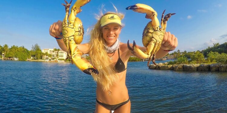 BEST How to Go CRABBING in Florida! NEW Info & Everything You Need to Know!