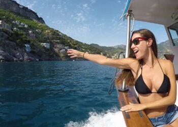 BOATING the Amalfi Coast Italy
