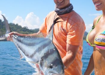 Costa Rica Roosterfish & Casting SLO-MO