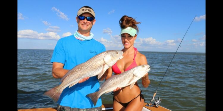 Couple goes FISHING in Florida and catch SPOTLESS redfish!