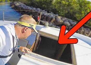 Exploring an Abandoned Boat While Fishing! See what’s Inside