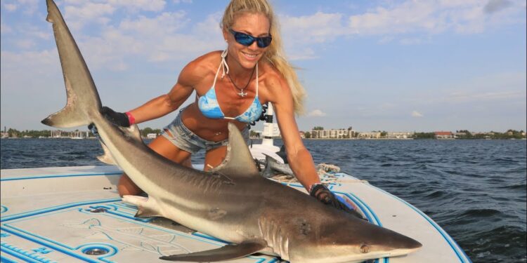 Florida SHARK FISHING with Rookie Gets Dangerous!!