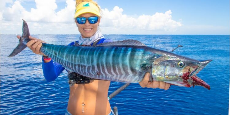 How to Catch DEEP SEA WAHOO While Saltwater Trolling! (Weed Line Fishing Florida)
