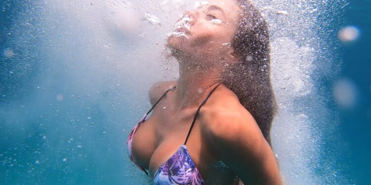 SWIMMING in CRYSTAL CLEAR WATER in Mexico