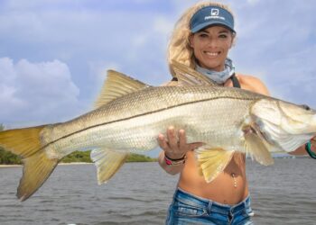 The SECRET to Catching BIG Fish Inshore Fishing! Snook Fishing Tips (Stuart Florida Fishing)