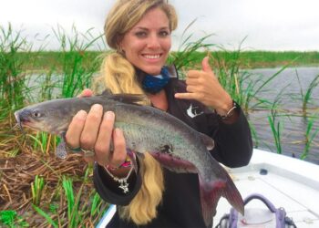 Catch and Cook CATFISH- First Time Eating This Fish!