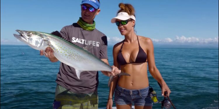 Fishing for Sierra Mackerel in Paradise!
