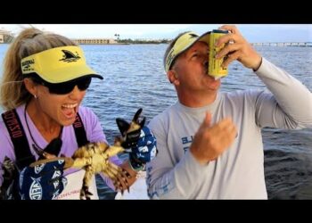 CAN CRUSHING Force of a Stone CRAB CLAW! Crabbing in Florida!