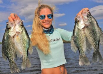 CRAPPIE Catch and Cook! PAN SEARED w/ Breadcrumbs & Parmesan!