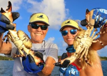 MY BIGGEST HAUL EVER! Harvesting Stone Crab Claws with Dad!