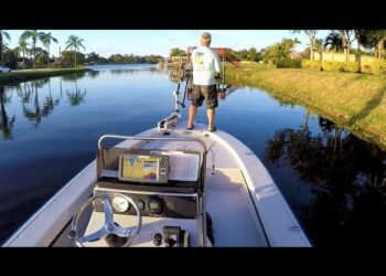 We Bought a NEW BOAT!!! First Time Fishing off the Flats Boat!