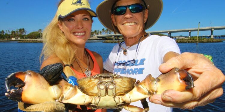 FOUND! Underwater Search with Dad Locates Vandalized Trap & CRABS!