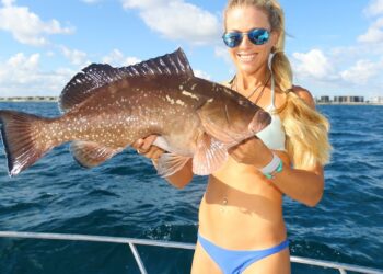 Strange FULL MOON Phenomenon! ZOMBIE Mullet Fish & Rare Deep Sea Catch!