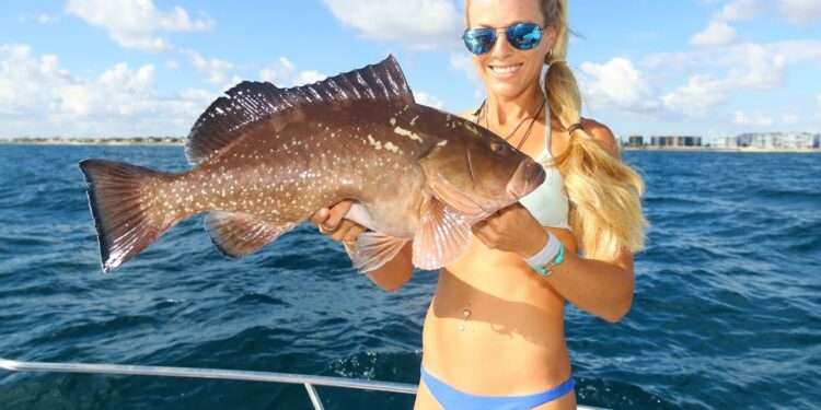 Strange FULL MOON Phenomenon! ZOMBIE Mullet Fish & Rare Deep Sea Catch!