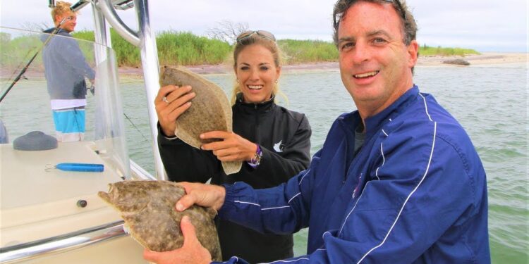 Inshore Fishing for Fluke with a Boat Load of New Yorkers!