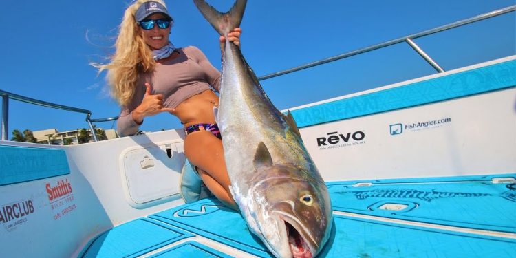 Unexpected Monster Catch! I Put a Live Bait Down and THIS Happened