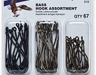 EAGLE CLAW BASS Hook Assortment, Fishing Hooks for Freshwater BASS, 67 Hooks, Sizes 1 to 3/0, brown