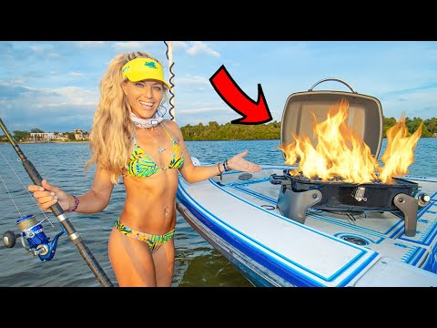 Now THAT’s a Fire! 😀 Florida Fishing and Sandbar Bikini Catch & Cook