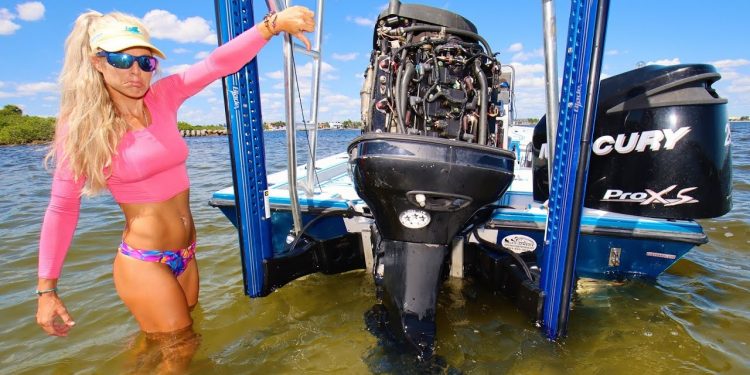 Outboard ENGINE FAIL 😠 Miles Out while Deep Sea Fishing in our FLATS BOAT!