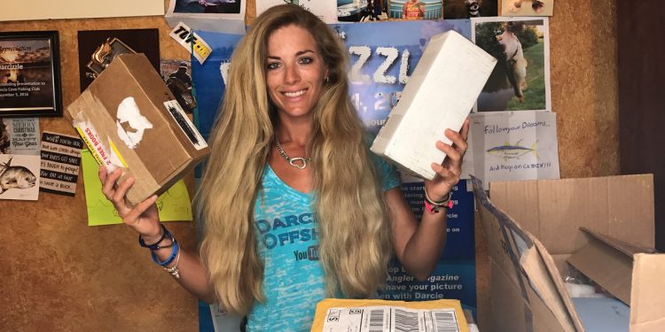UNBOXING Q&A LIVE with Darcie