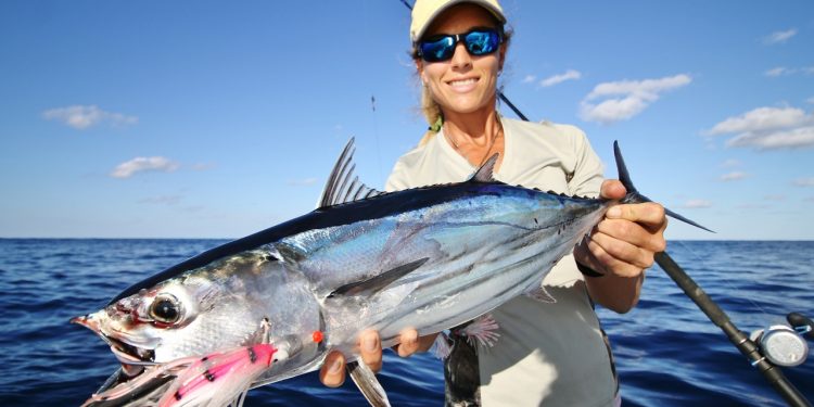 Florida Offshore Saltwater Fishing for SUSHI Tuna GoPro Video
