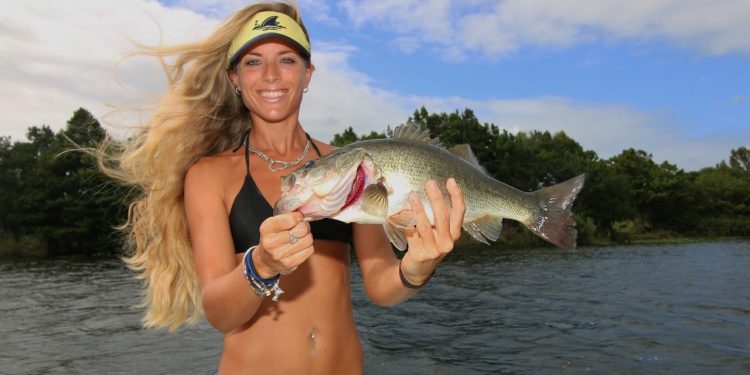 Lake Ida Florida Bass Fishing for Peacocks and Largemouths