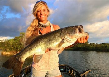 Big 8lb Bass Fishing Central Florida Private Ranch