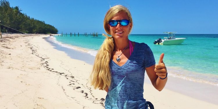 Tiny Plane to Andros, BS and Joe’s Island Tour, Day 1 VLOG
