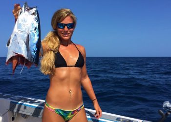 SHARK attacks fishing girls fish