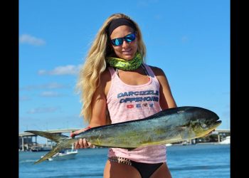 Florida Mahi, Big Jack & Girl Cleans a Fish Video