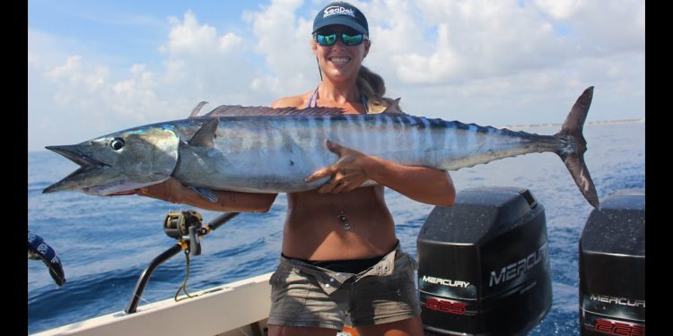 Girl Fishing for Big Wahoo Offshore Florida GoPro Video