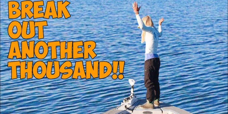 Boat Breaks Down in the Middle of the Lake Worth Lagoon!