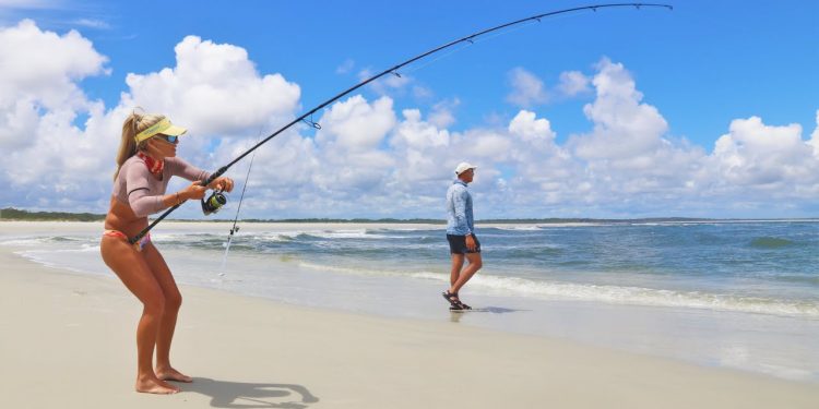 Beach SHARK FISHING! (Jacksonville, Florida)