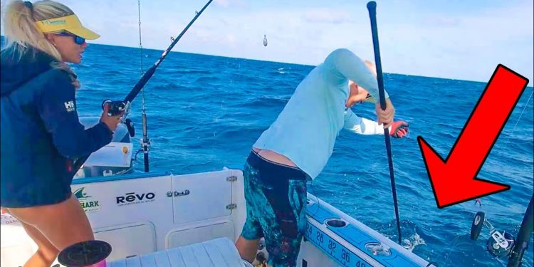 FAIL! Gaffed a Fish I Should Not Have