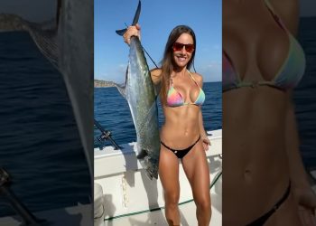 Big one 😎 #fishingwithluiza #bigfish #fishing