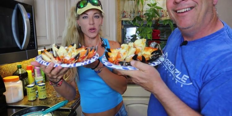 Catching Massive South Florida Stone Crabs!