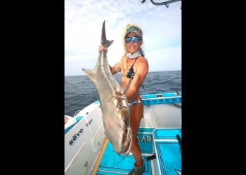 Florida Girl Fights Massive Cobia!