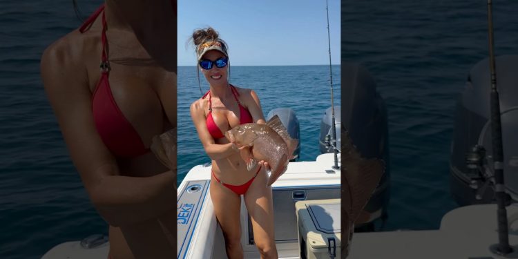 Red Grouper ♥️ #fishingwithluiza